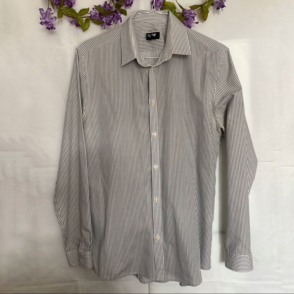 H&M Slim Fit Stretch Button Down Shirt